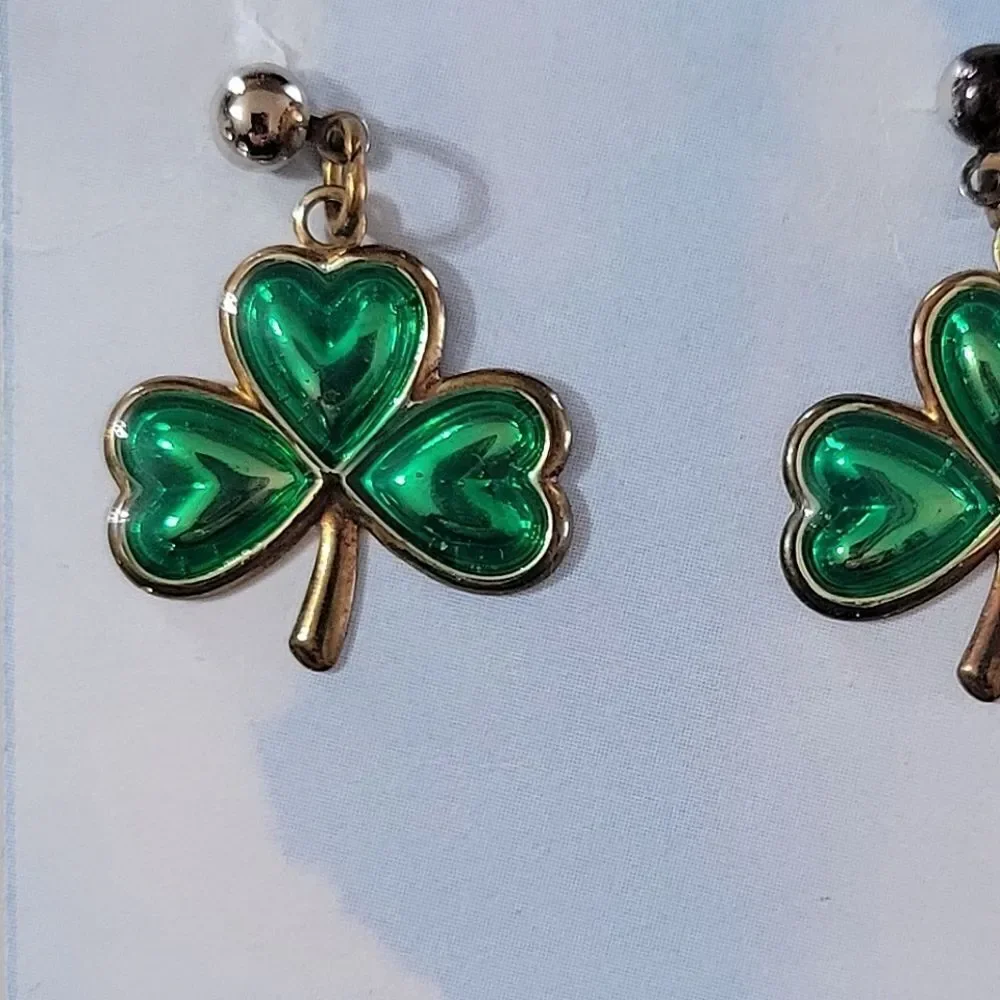 Green Shamrock Post Earrings